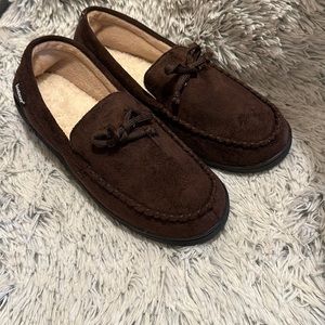 Isotoner Men’s Moccasin Outdoor Sole Slippers